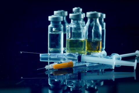 Ученые назвали причины для медотвода от вакцинации от COVID-19